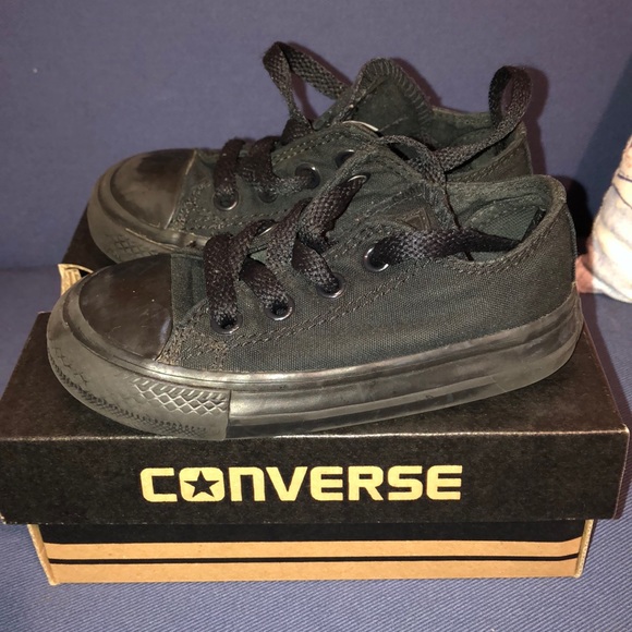 Infant Converse - Picture 3 of 7